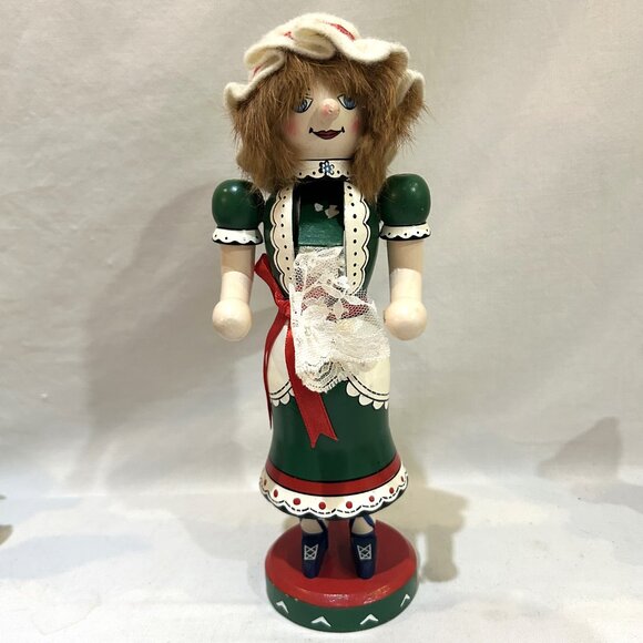 Nutcracker Village Clara Girl Green Dress 1997 Christmas Holiday Nutcracker - Picture 5 of 9